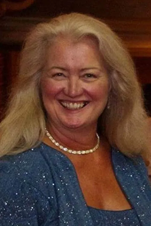 Dax Spanogle ha trabajado con Leesa Folmar en 2 ocasiones