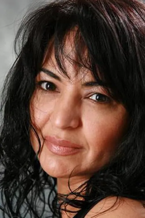 Leila D'Issernio interpretando a Lilia