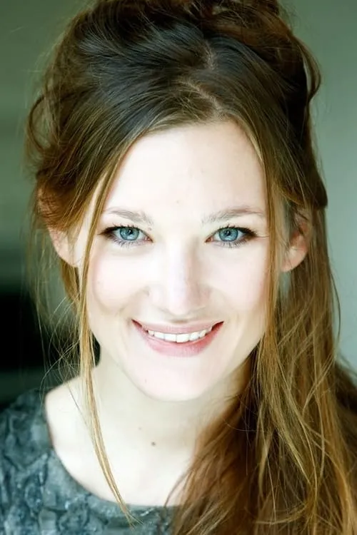 Ella Rumpf ha trabajado con Leïla Muse en 1 ocasiones