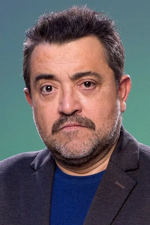 Adrián Chauque ha trabajado con Leo Caprile en 1 ocasiones