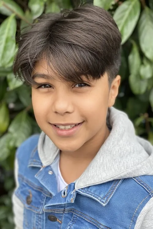 Ansu Kabia ha trabajado con Leon Ung en 1 ocasiones