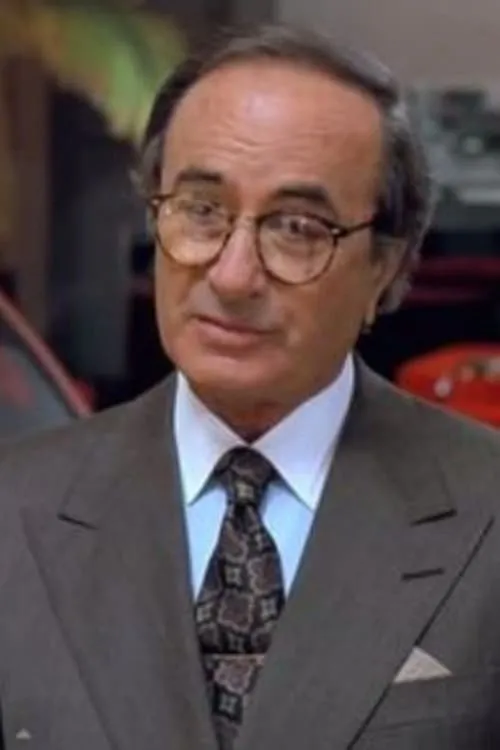 Leonard Gaines interpretando a Ramada