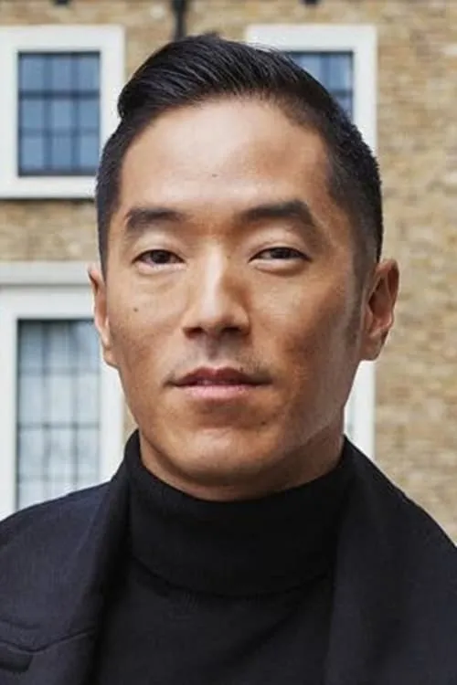 Leonardo Nam interpretando a Morimoto