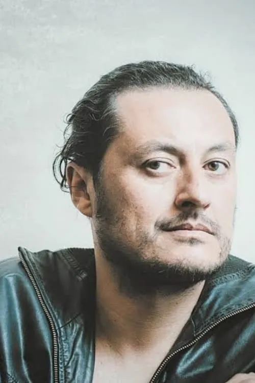 Vladimir Garcia ha trabajado con Leónidas Urbina en 1 ocasiones