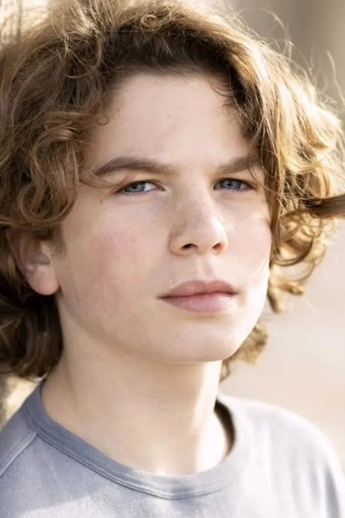 Léopold Moati interpretando a Hugo