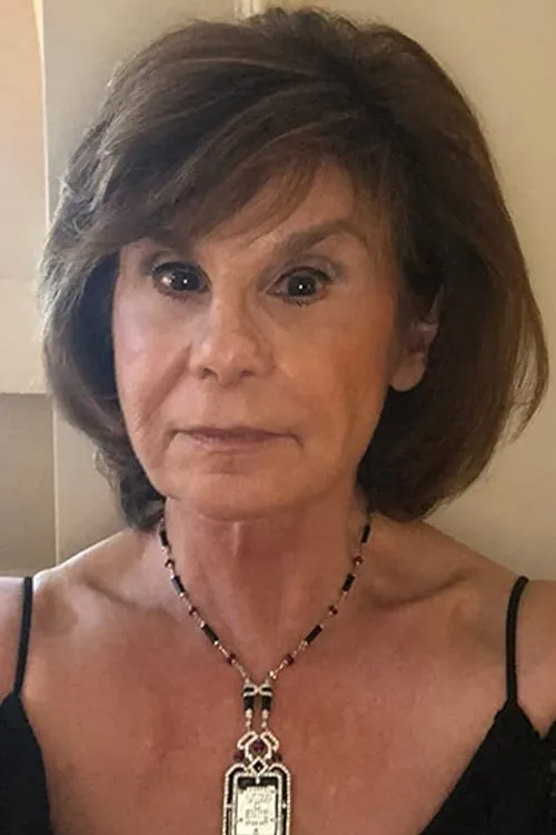 Adam Huel Potter ha trabajado con Leslee Emmett en 3 ocasiones