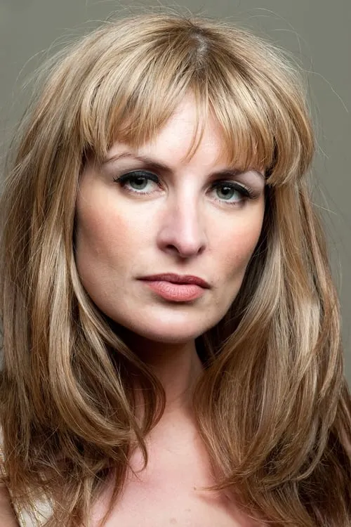 Lesley Harcourt interpretando a HRH Princess Diana