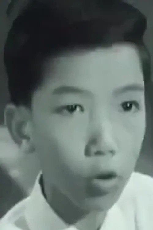 Leung Chun-Mat interpretando a Siu Ming