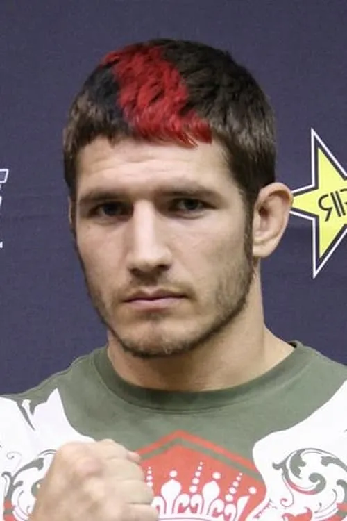 Lemont Davis ha trabajado con Levi Avera en 1 ocasiones