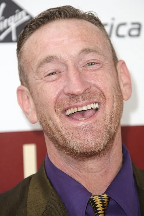 Levy Easterly interpretando a Jean Battiste