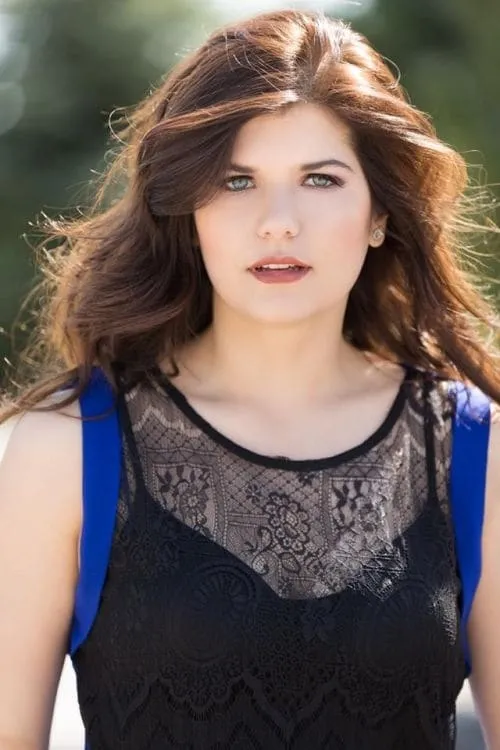 Lexi Anastasia interpretando a Camera Girl / Party Goer