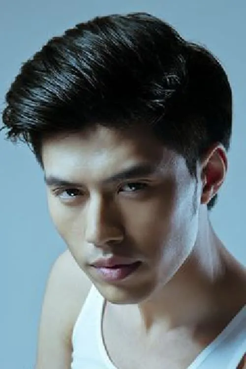 Li Jiawen interpretando a Xi Depeng