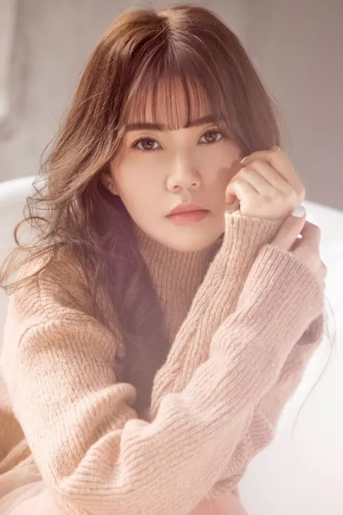 Li Yiru — personaje: Hong Xiaoyu