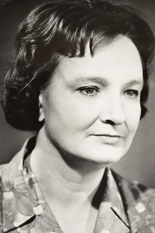 Lia Laats interpretando a Nurse