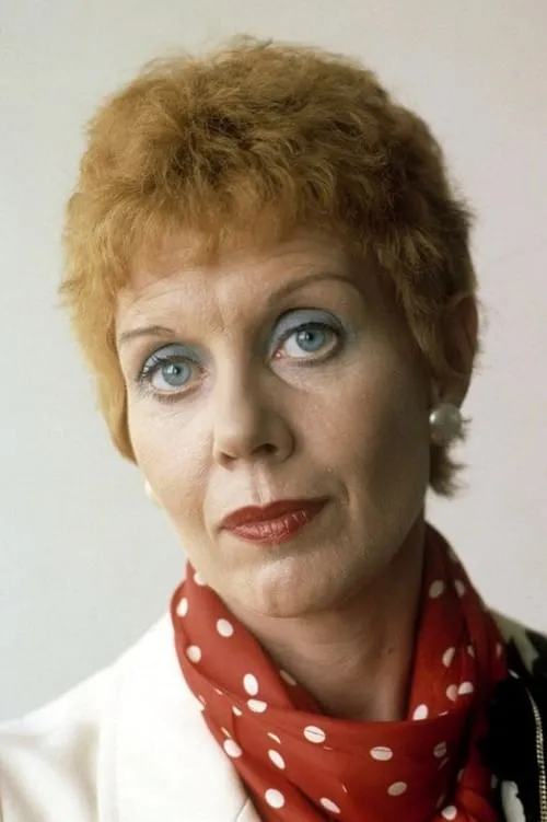 Pamela Ann Davy ha trabajado con Liesbeth Struppert en 1 ocasiones