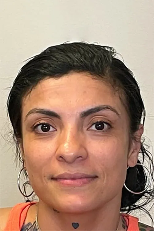 Peter Emmanuel Gonzalez ha trabajado con Lilian Almaraz en 1 ocasiones