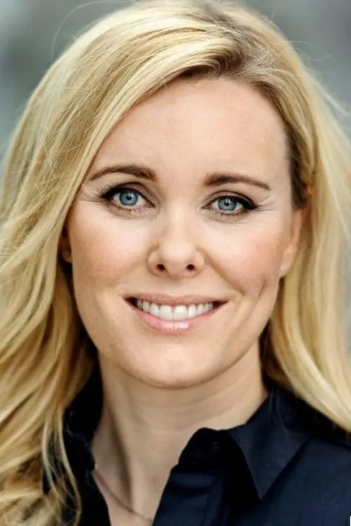 Tillbert Strahl ha trabajado con Lillian Gjerulf Kretz en 1 ocasiones