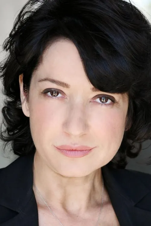 Joanne McCallin ha trabajado con Lily Kravets en 1 ocasiones