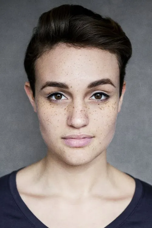 Lily Nichol — personaje: Poppy