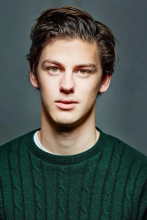 Shiv Palekar ha trabajado con Lincoln Vickery en 1 ocasiones