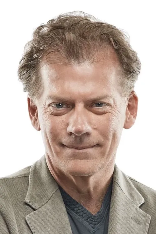 Lindsay Merrithew interpretando a Blain Keaton