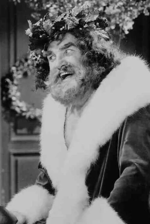 Lionel Braham interpretando a Spirit of Christmas Present