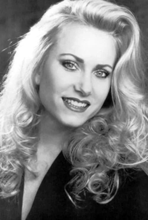 Sheila Redgate ha trabajado con Lisa Hasslehurst en 2 ocasiones