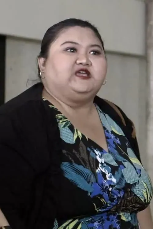 Lisye Herliman interpretando a 