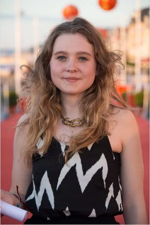 Vassili Schneider ha trabajado con Liv Henneguier en 2 ocasiones