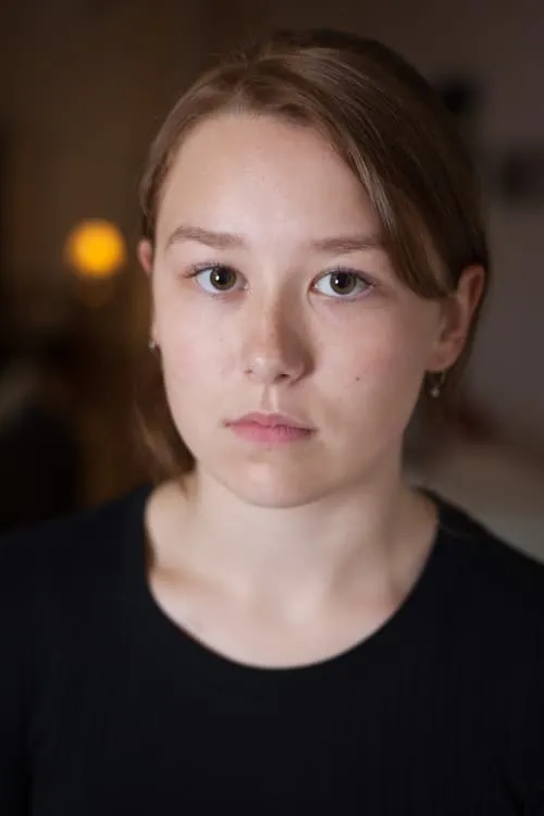 Liv Hill — personaje: Young Catherine