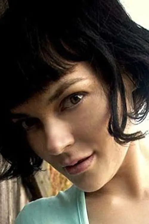 Bryan Basil ha trabajado con Liz Clare en 1 ocasiones