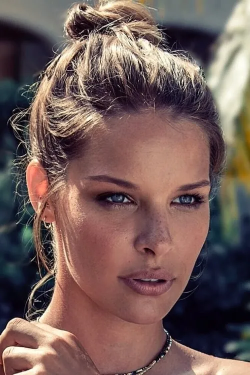 Esperanza Catubig ha trabajado con Liz Godwin en 1 ocasiones