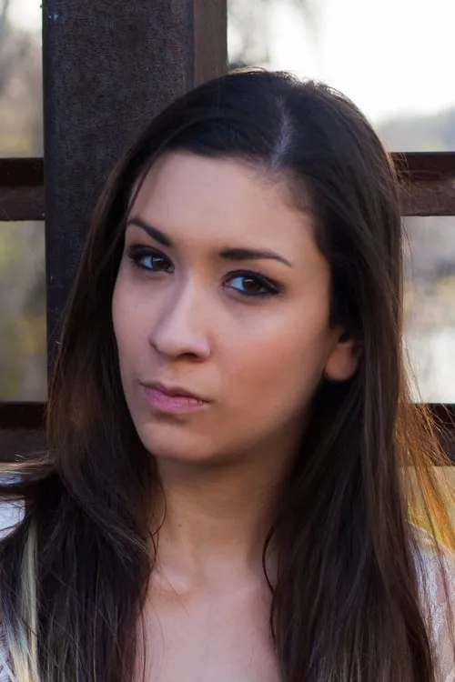 Alyssa Bryer ha trabajado con Lizzy Pop Muro en 1 ocasiones