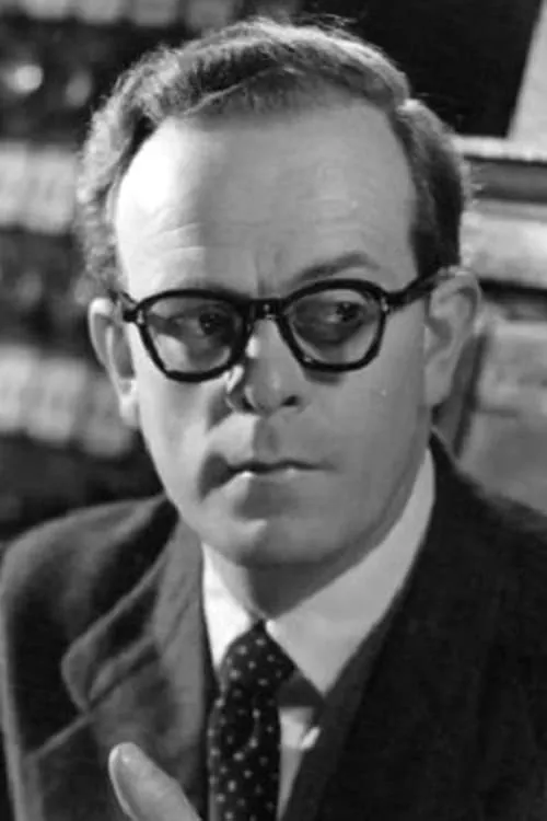 Bill McGuirk ha trabajado con Lloyd Lamble en 1 ocasiones