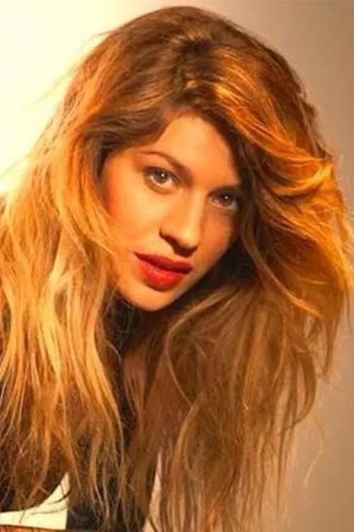 Tim Trobec ha trabajado con Lola Delon en 1 ocasiones