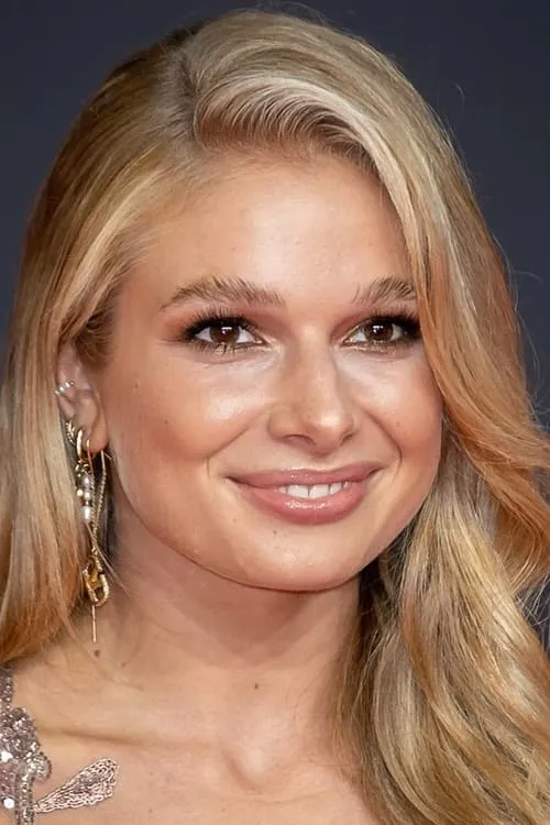 Lola Weippert en su biografía y filmografía