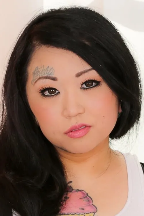 London Lanchester interpretando a Tifa Lockhart