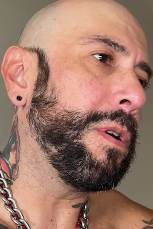 Matt Muck ha trabajado con Lord Vigor en 1 ocasiones