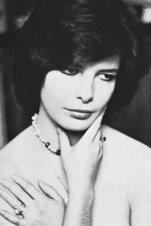 Lorraine De Selle interpretando a Bianca Maria