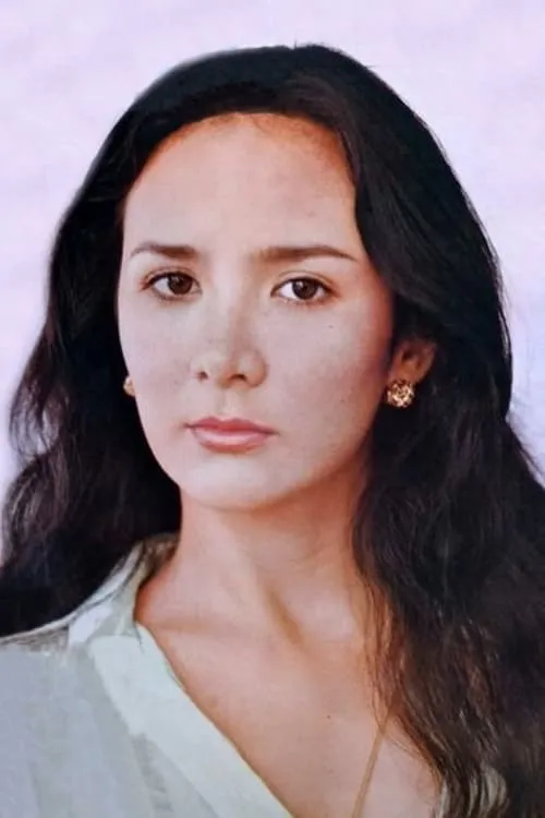 Lotis Key interpretando a Nun