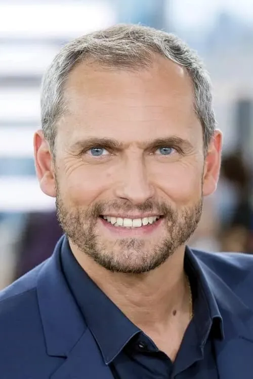 Élise Lucet ha trabajado con Louis Laforge en 1 ocasiones