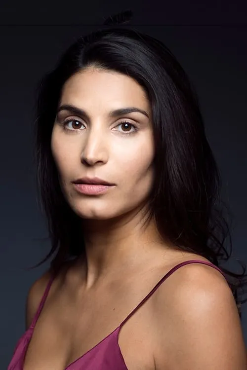 Louisa Mignone — personaje: Violetta Fellini