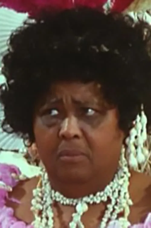 C.L.R. James ha trabajado con Louise Bennett en 1 ocasiones