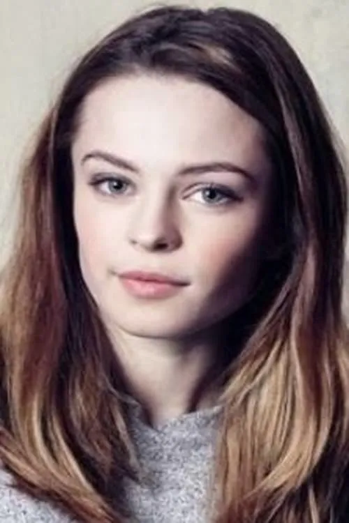 Louise Nyvall — personaje: Thyra