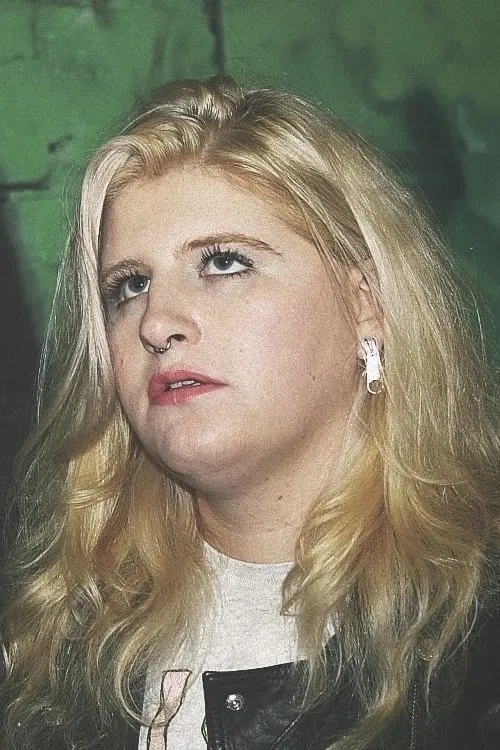 Josh Dorsheimer ha trabajado con Louise Weard en 1 ocasiones