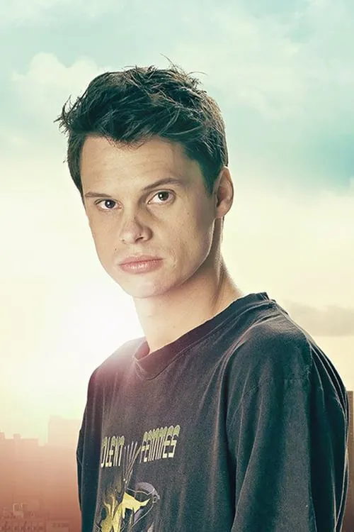 Luan Jacobs interpretando a Piet