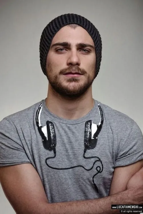 Aïcha Ben Ahmed ha trabajado con Luca Fiamenghi en 1 ocasiones