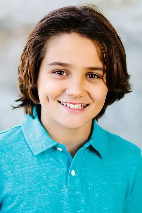 Luca Luhan interpretando a Anthony Rios