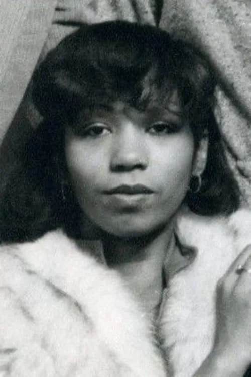 Luci Martin interpretando a Self