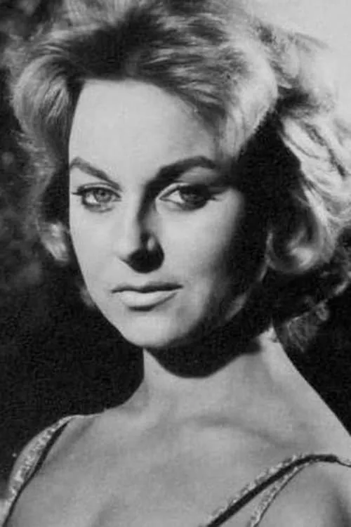 Erik Swanson ha trabajado con Lucía Prado en 1 ocasiones